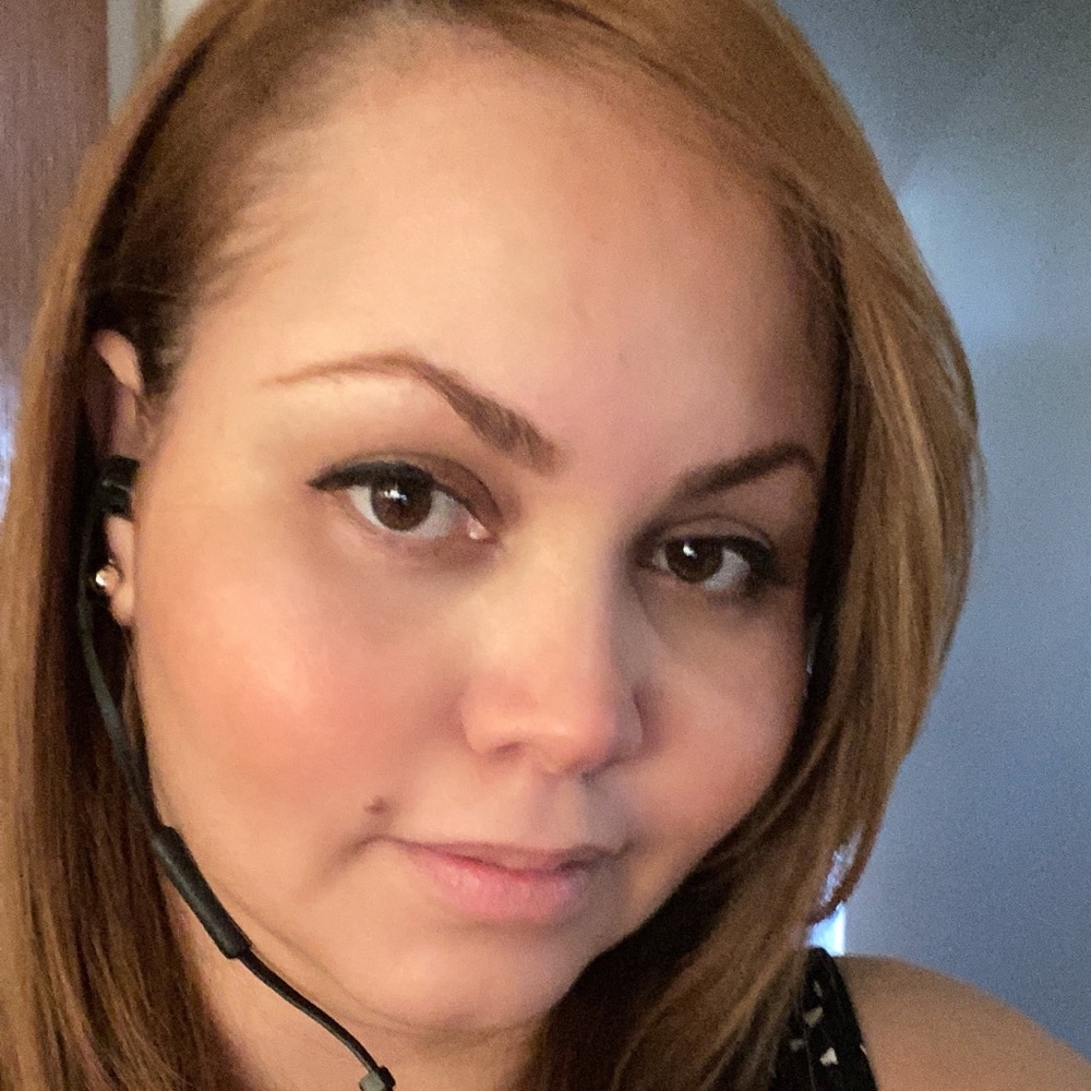 Meet your Posher, Elizabeth